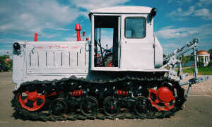 Гусеничный трактор Т-74 и его модификации